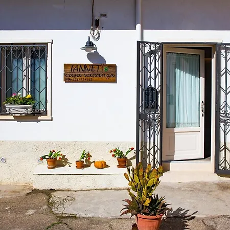 Vakantiehuis Iannet *